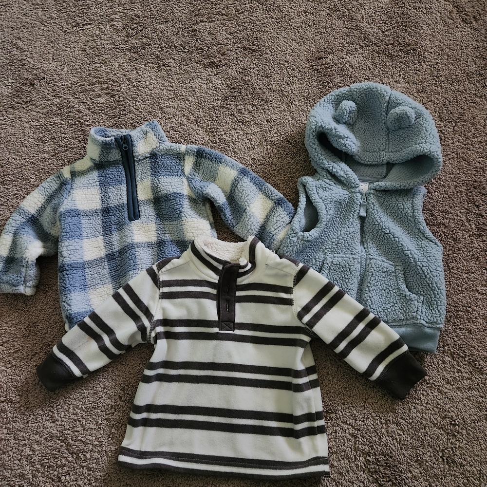 Cozy Blue and White Kids Fleece Tops